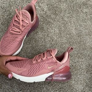Nike Air Max 270